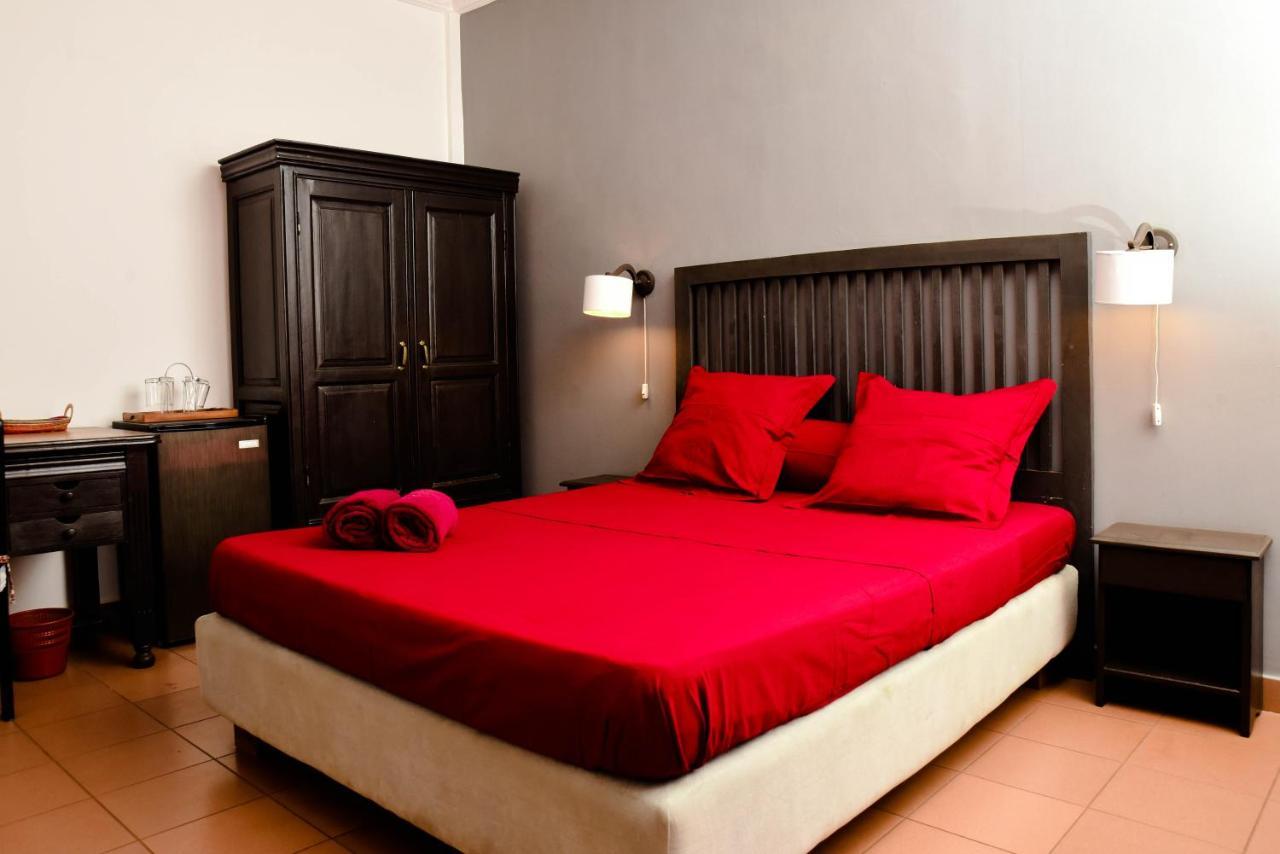 Hotel Victoria Antsiranana Екстериор снимка
